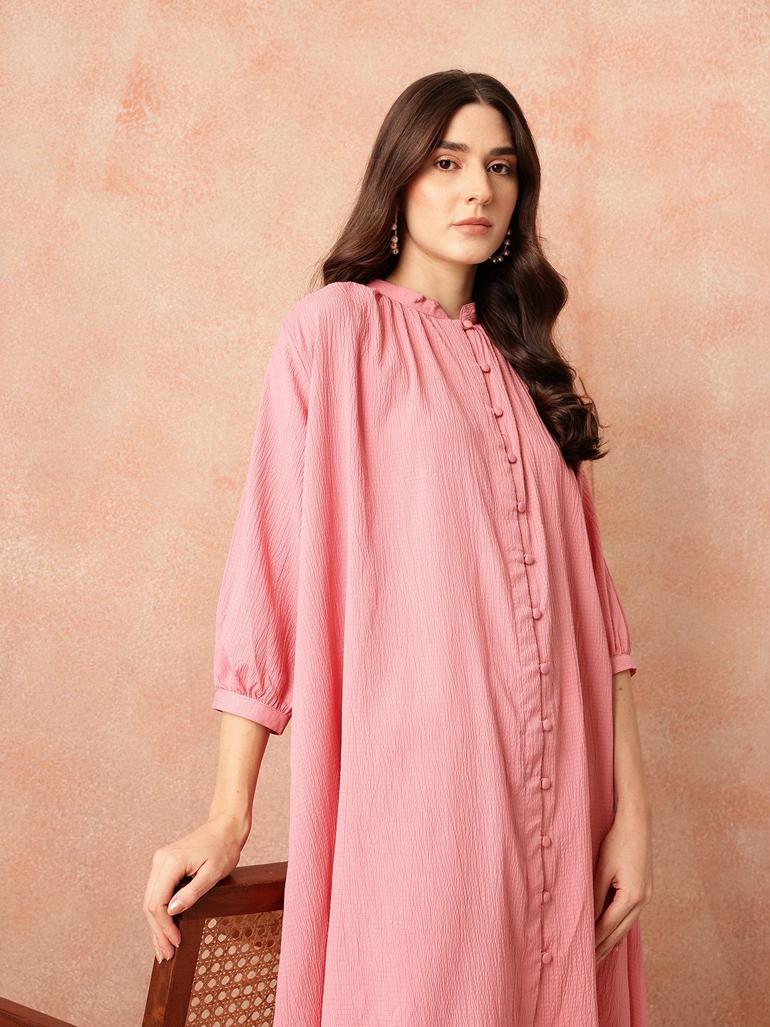 all about you Regular Crinkled Kurta with Trousers