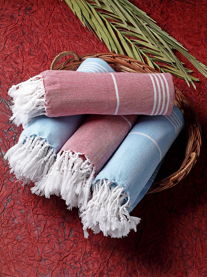 KLOTTHE Set of 4 Striped Cotton 210 GSM Bath Towels