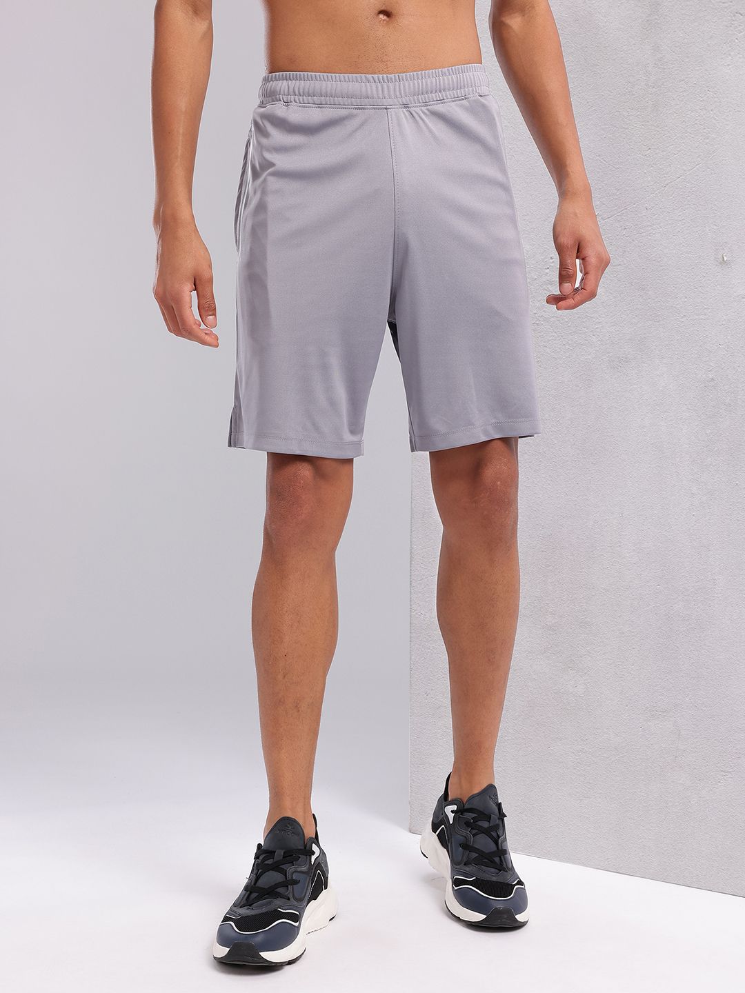 HRX by Hrithik Roshan Men Mid-Rise Brand Logo Detail Rapid-Dry Training Shorts