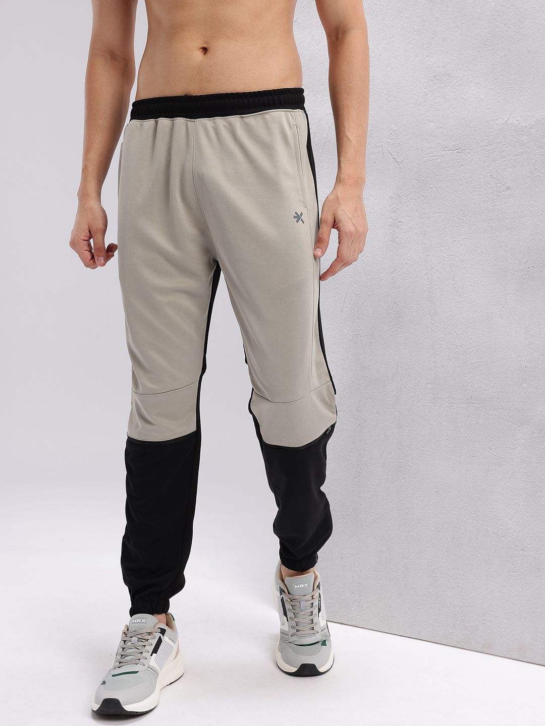 HRX by Hrithik Roshan Men Colourblocked Rapid-Dry Running Joggers