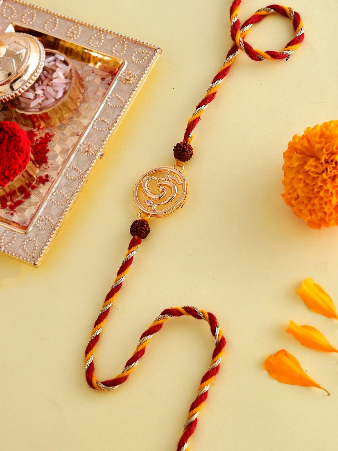 Voylla Om Rudraksha Benang Manik Rakhi