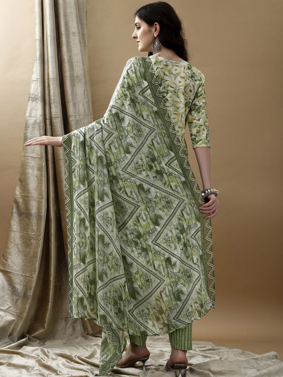 KALINI Women Printed Regular Kurta with Trousers & With Dupatta