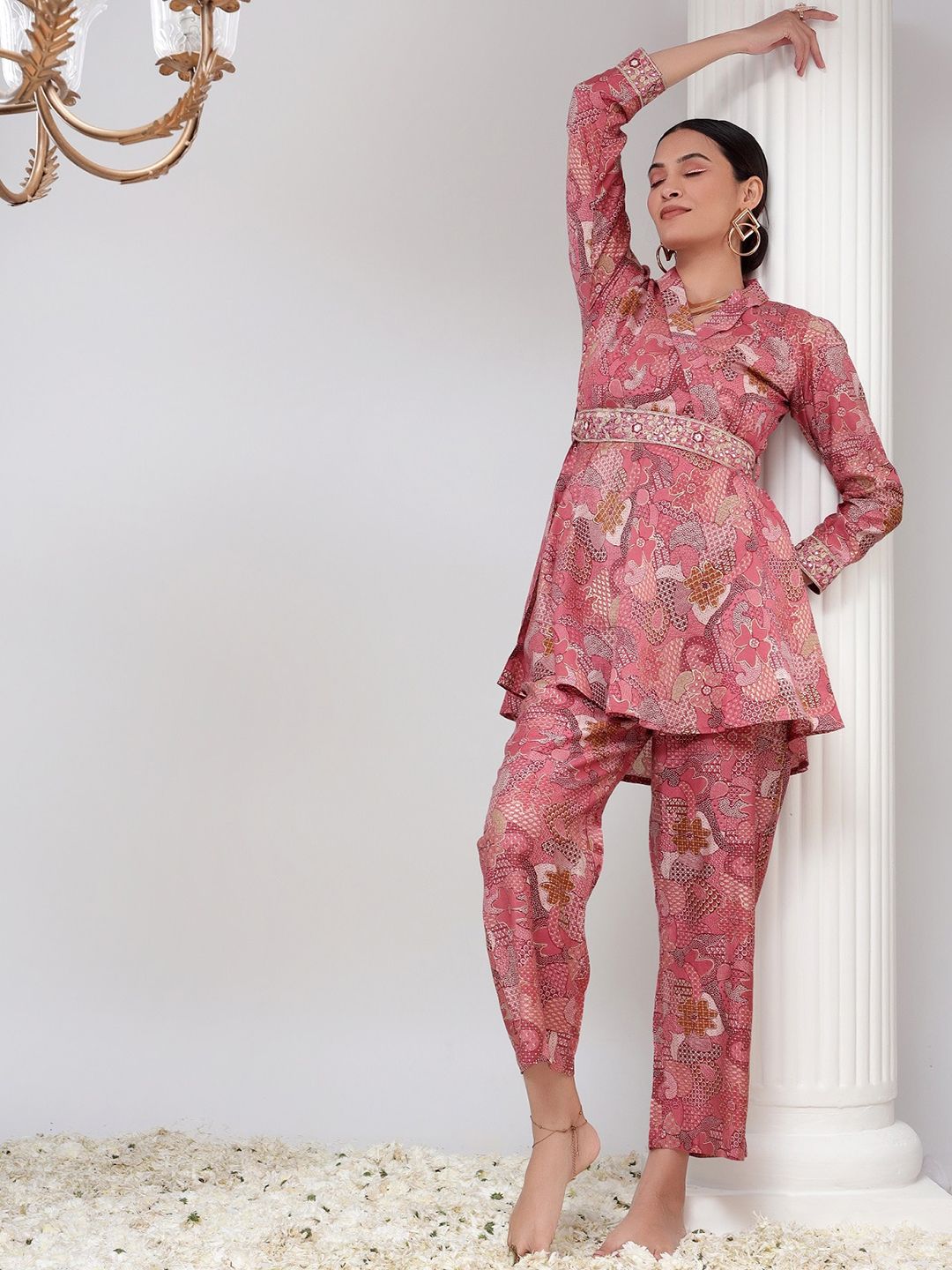 Bani Women Abstract Printed Shawl Neck Tunic With Straight Trousers