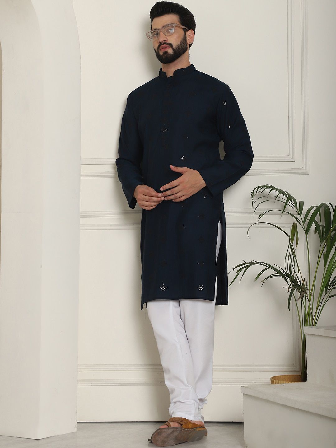 SOJANYA Floral Embroidered Sequinned Cotton Silk Straight Kurta With Churidar