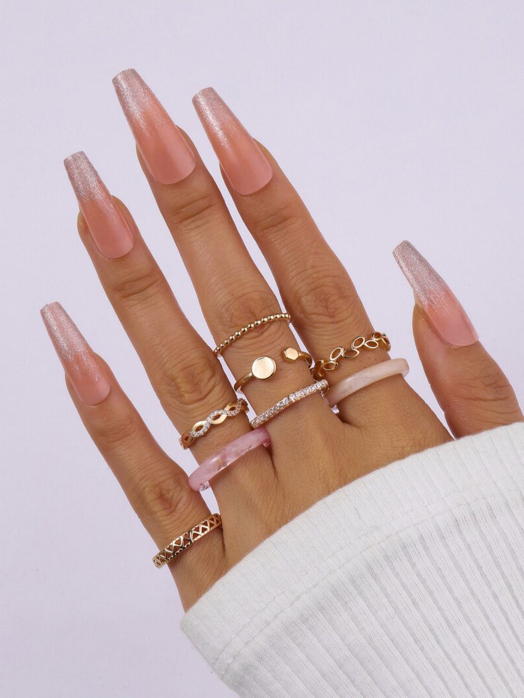 Set masin dari 8 cincin bergaya bandar