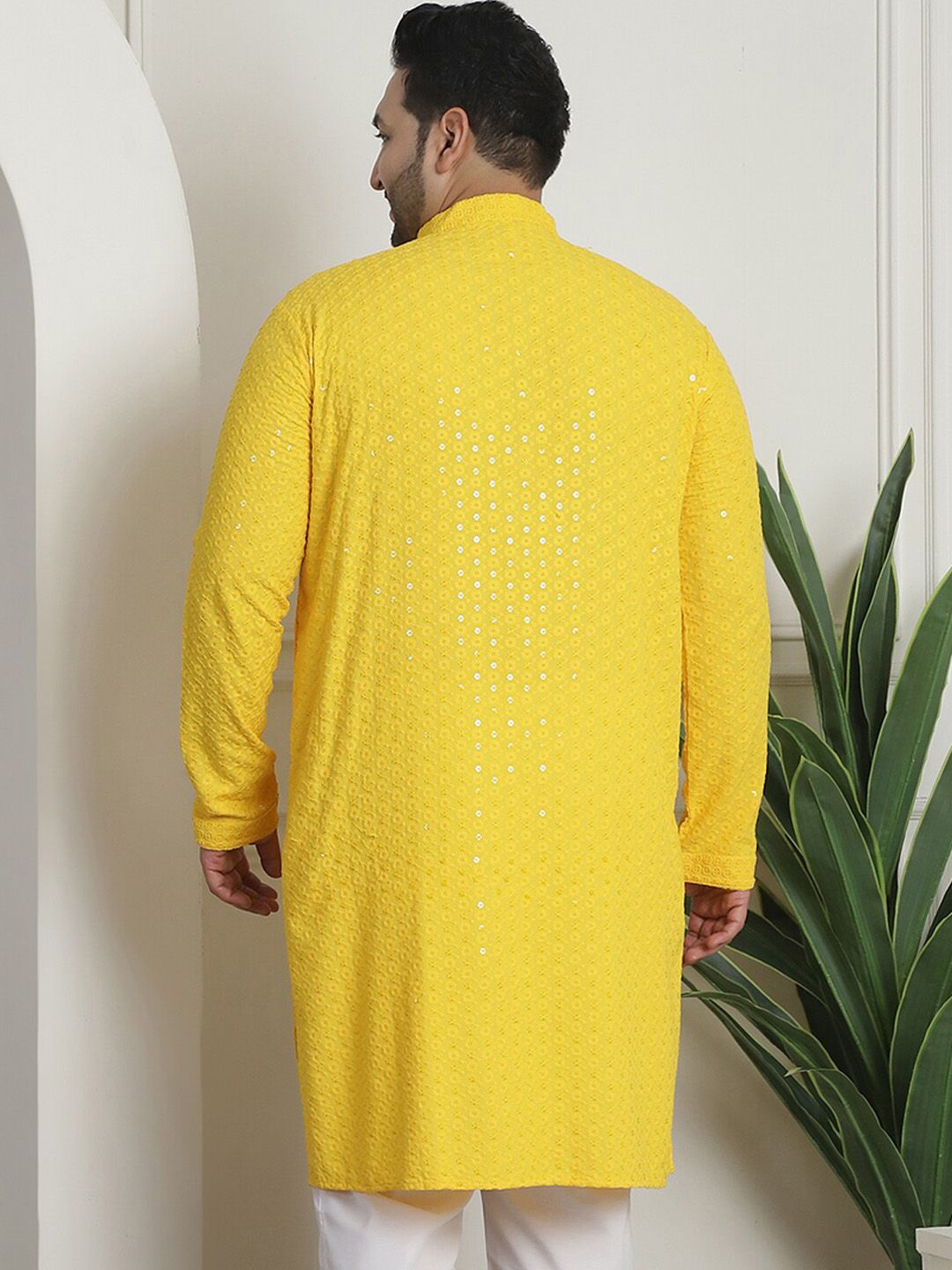 SOJANYA PLUS Geometric Embroidered Sequinned Cotton Straight Kurta