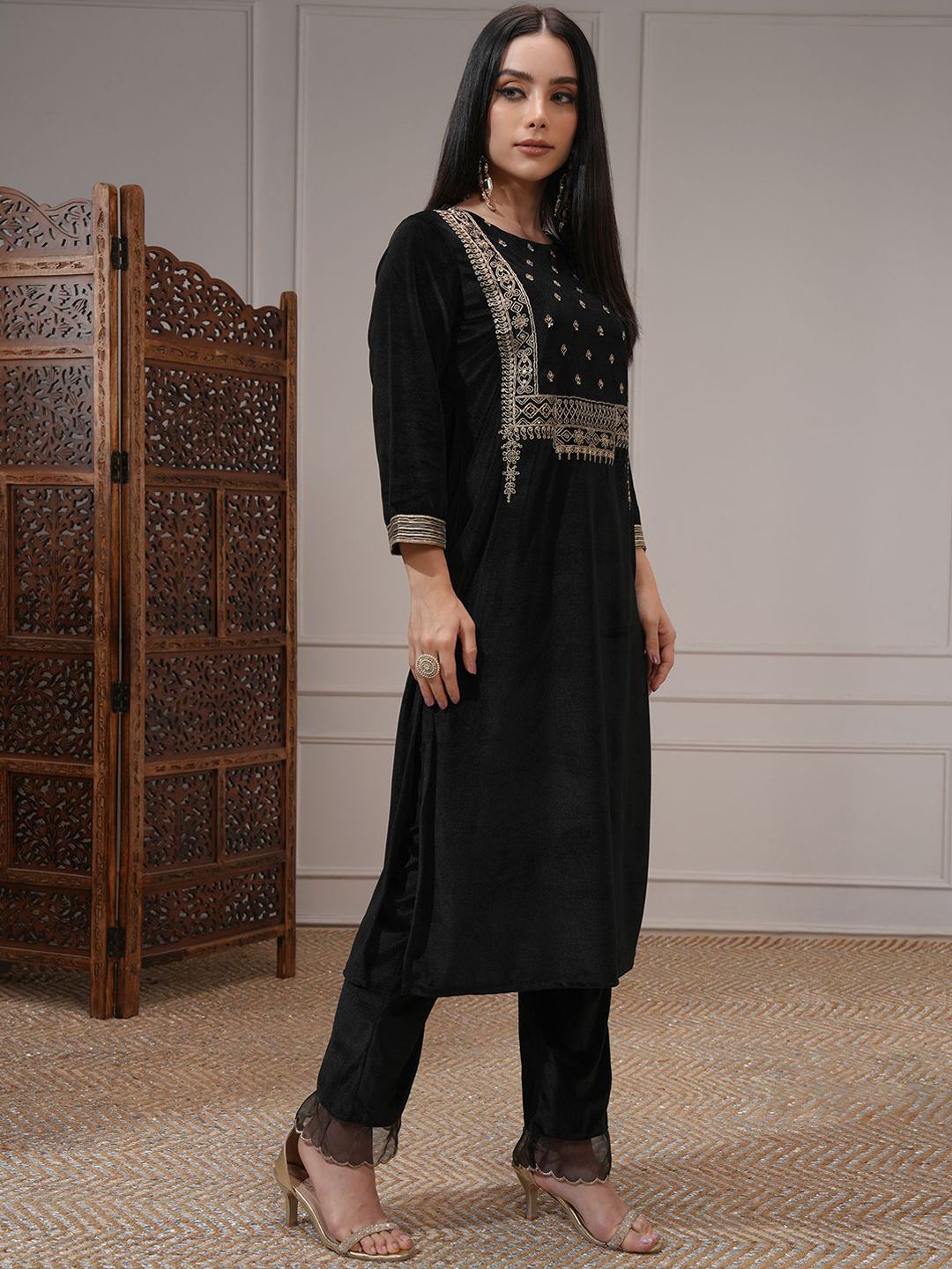 Vishudh Women Embroidered Velvet Straight Kurta With Slim Palazzo & Dupatta