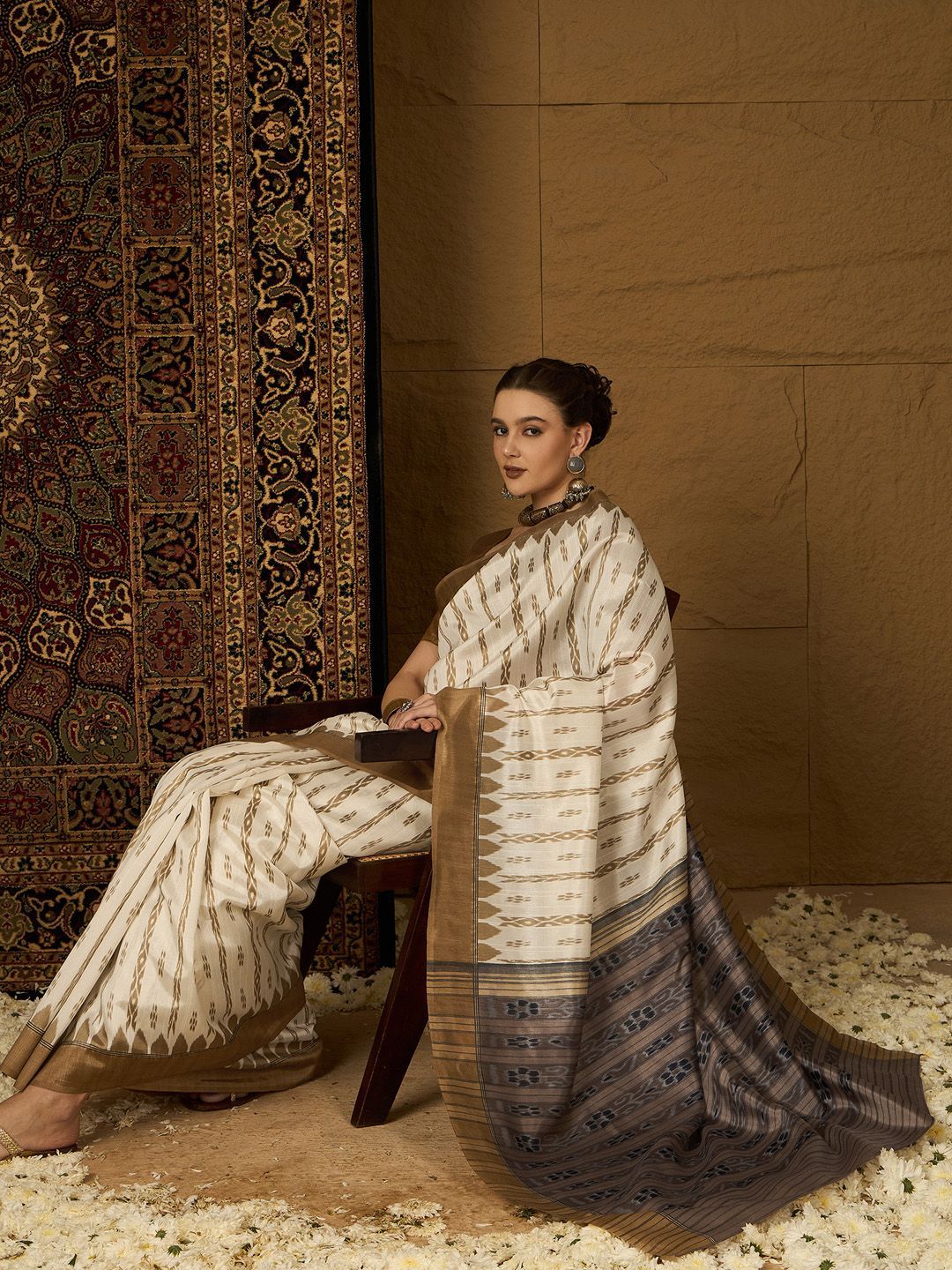 Saree mall Silk Blend Designer Ikat Sarees