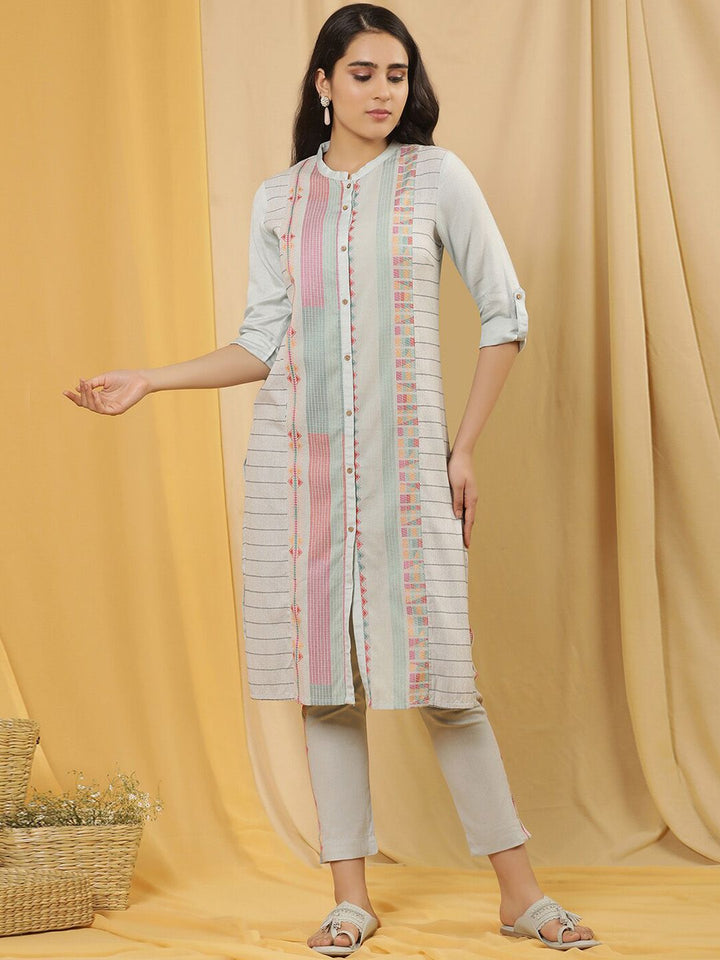W Geometric Printed Regular Kurta with Trousers