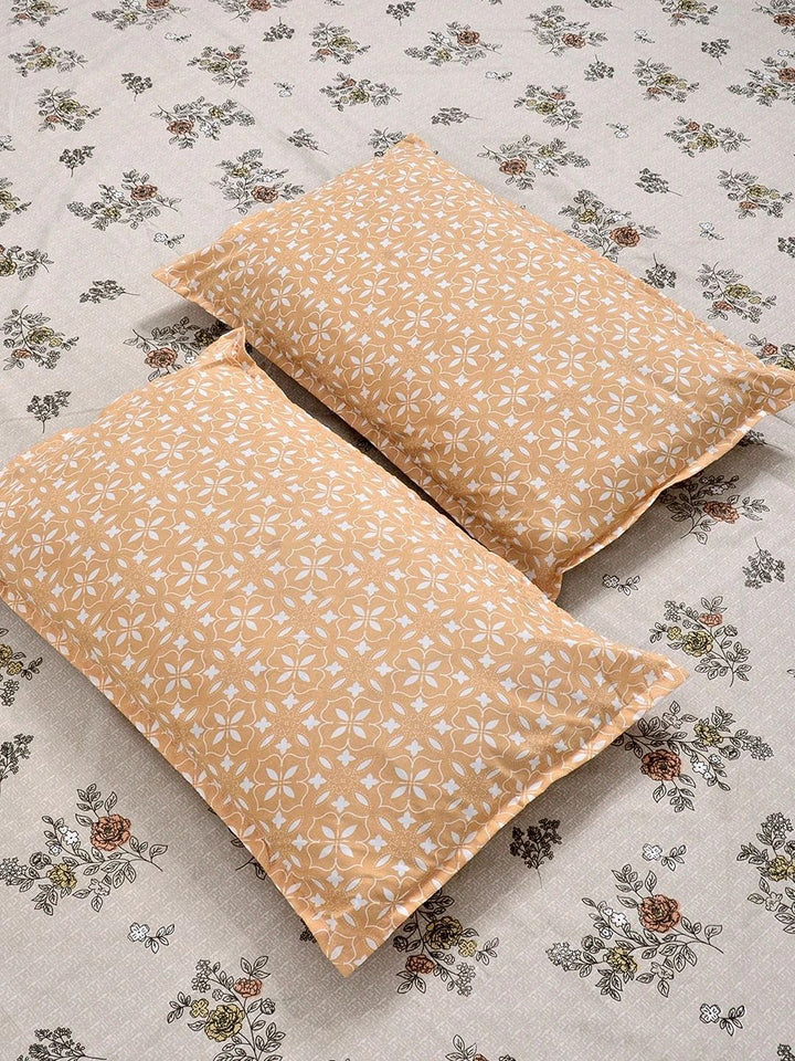 KLOTTHE Floral Printed 300 TC King-Size Bedsheet with 2 Pillow Covers