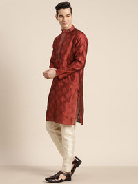 SOJANYA Dihiasi Kurta