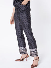 RAREISM Women Geometric Printed Slim Fit Pleated Trousers
