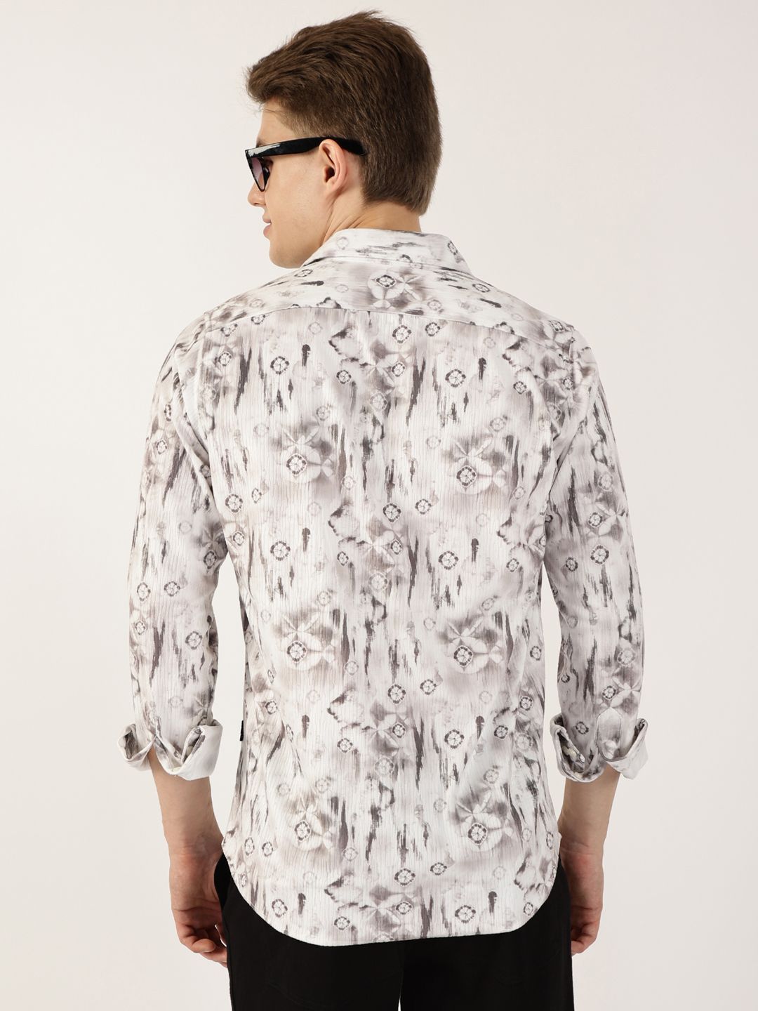 Thomas Scott Men Premium Cutaway Collar Abstract Printed Casual Shirt