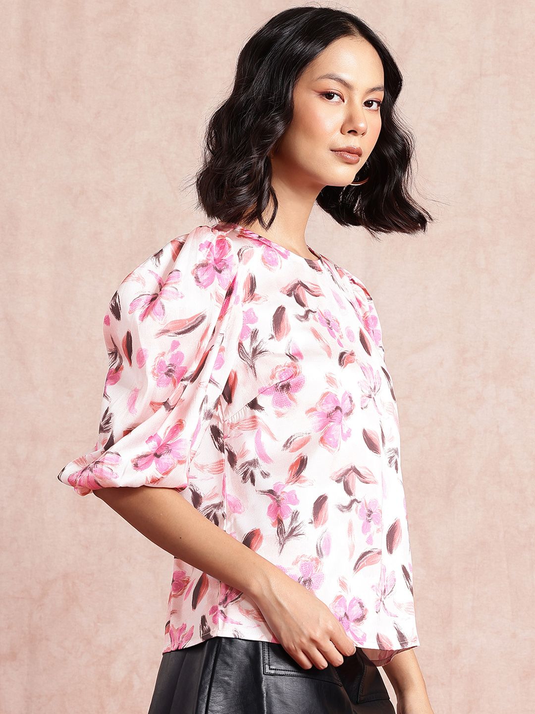 all about you Satin-Finish Floral Print Puff Sleeves Top