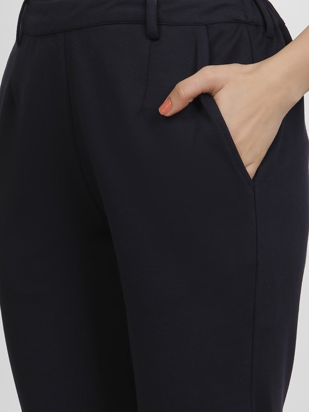 W Women Slim Fit Mid-Rise Regular Trousers