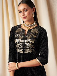 Shae by SASSAFRAS Floral Yoke Design Sequinned Velvet Straight Kurta
