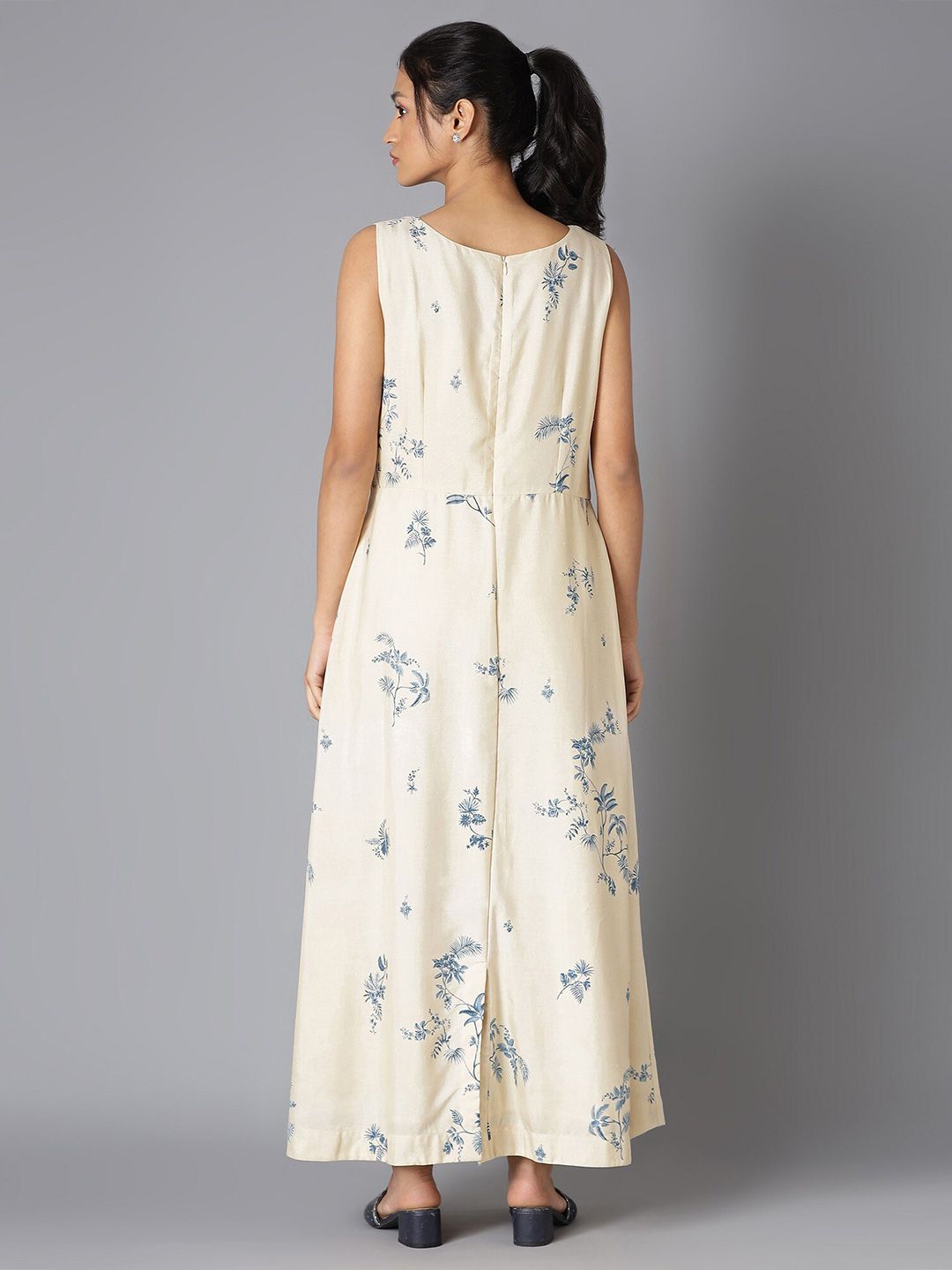 W Women White & Blue Floral Maxi Dress