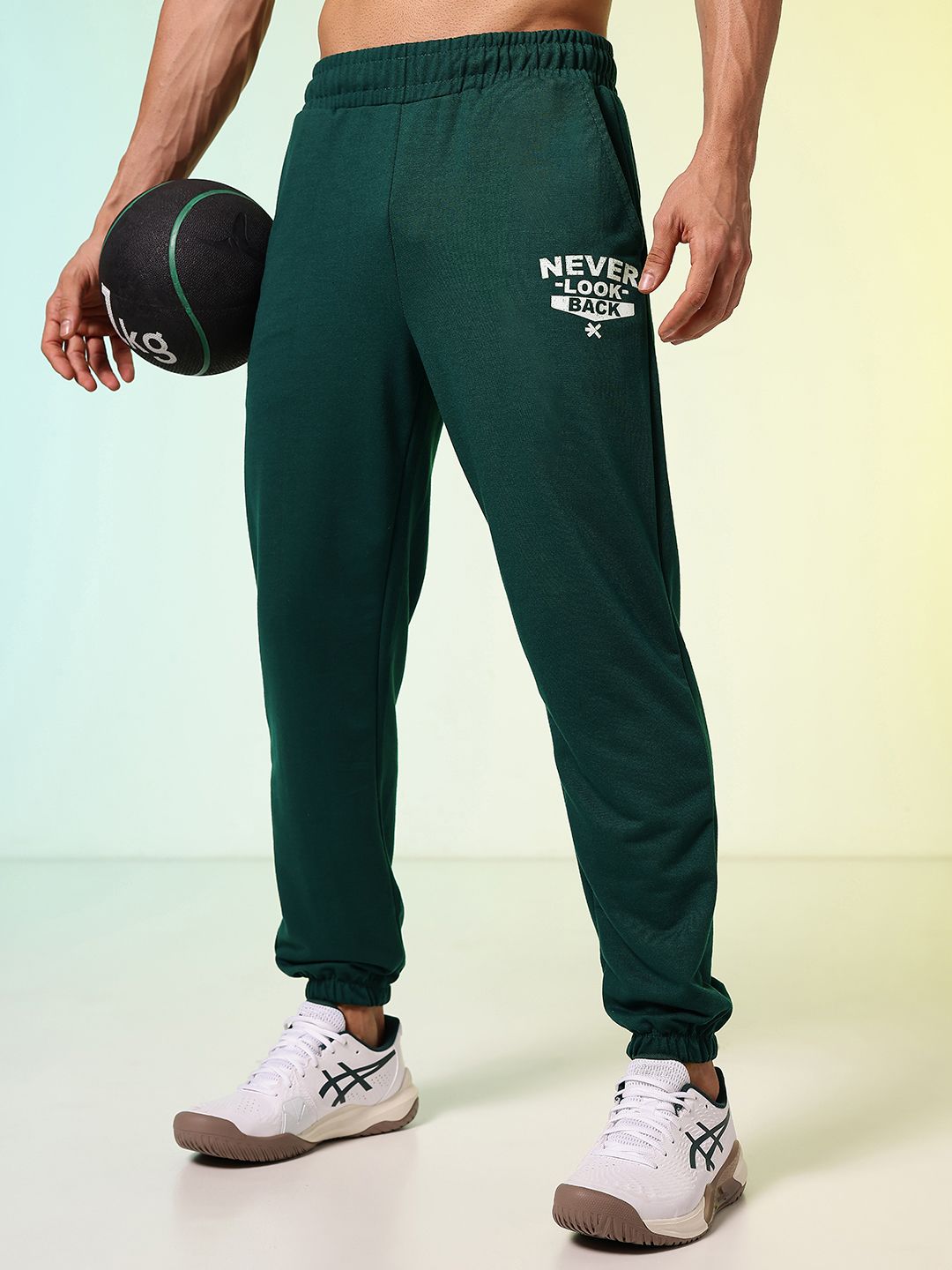 HRX by Hrithik Roshan Men Retro Printed Training Joggers