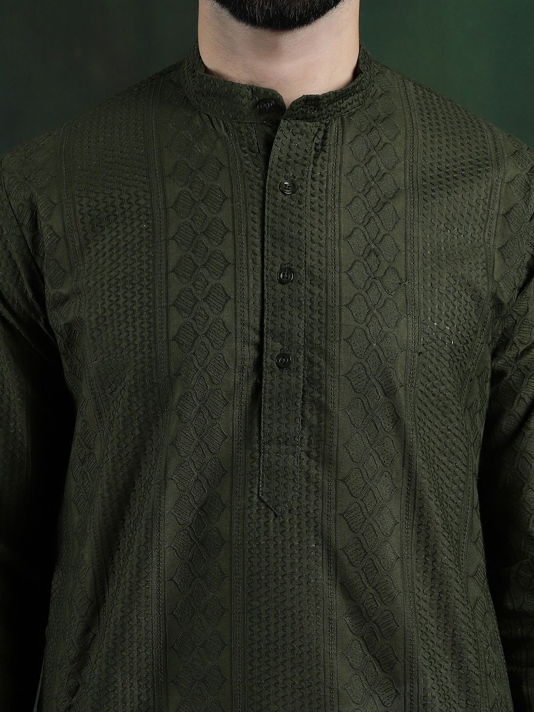 SOJANYA Ethnic Motifs Embroidered Mandarin Collar Thread Work Cotton Straight Kurta