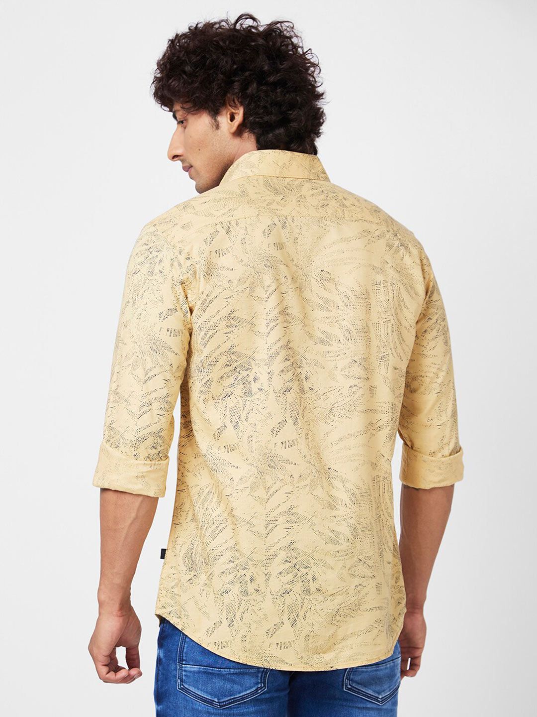 SPYKAR Slim Fit Floral Printed Opaque Cotton Casual Shirt