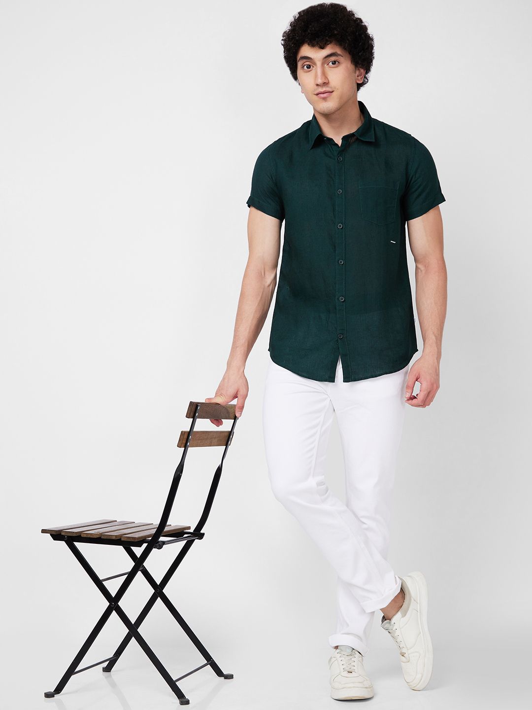 SPYKAR Spread Collar Short Sleeves Curved Casual Shirt