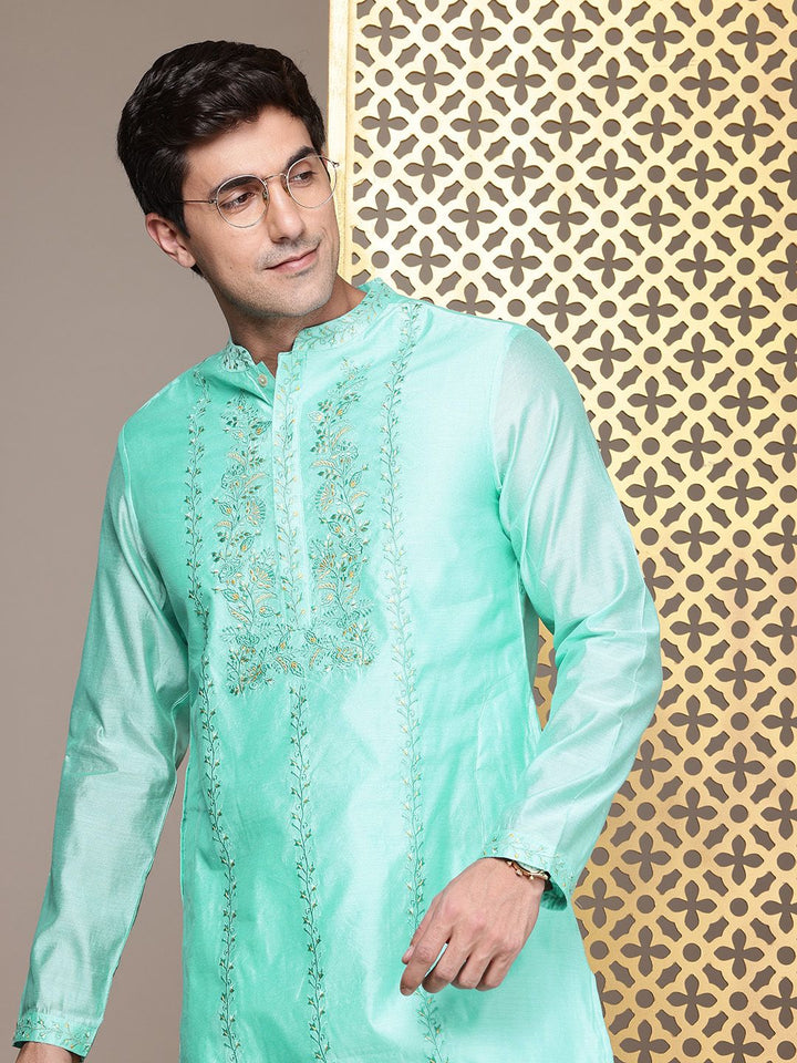 House of Pataudi Mandarin Collar Floral Embroidered Jashn Kurta