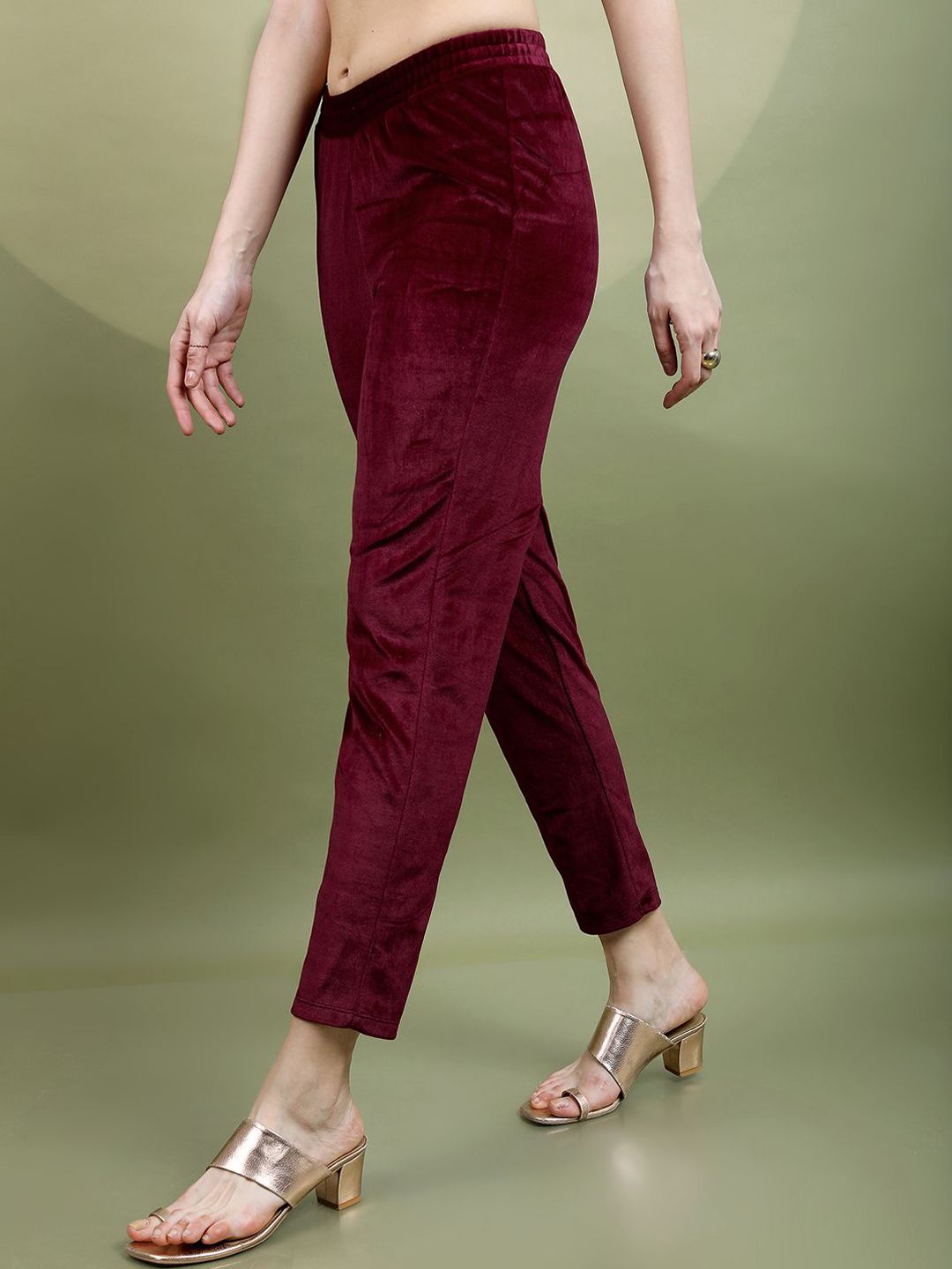 Vishudh Magenta Floral Embroidered Mandarin Collar Kurta with Trousers & Dupatta