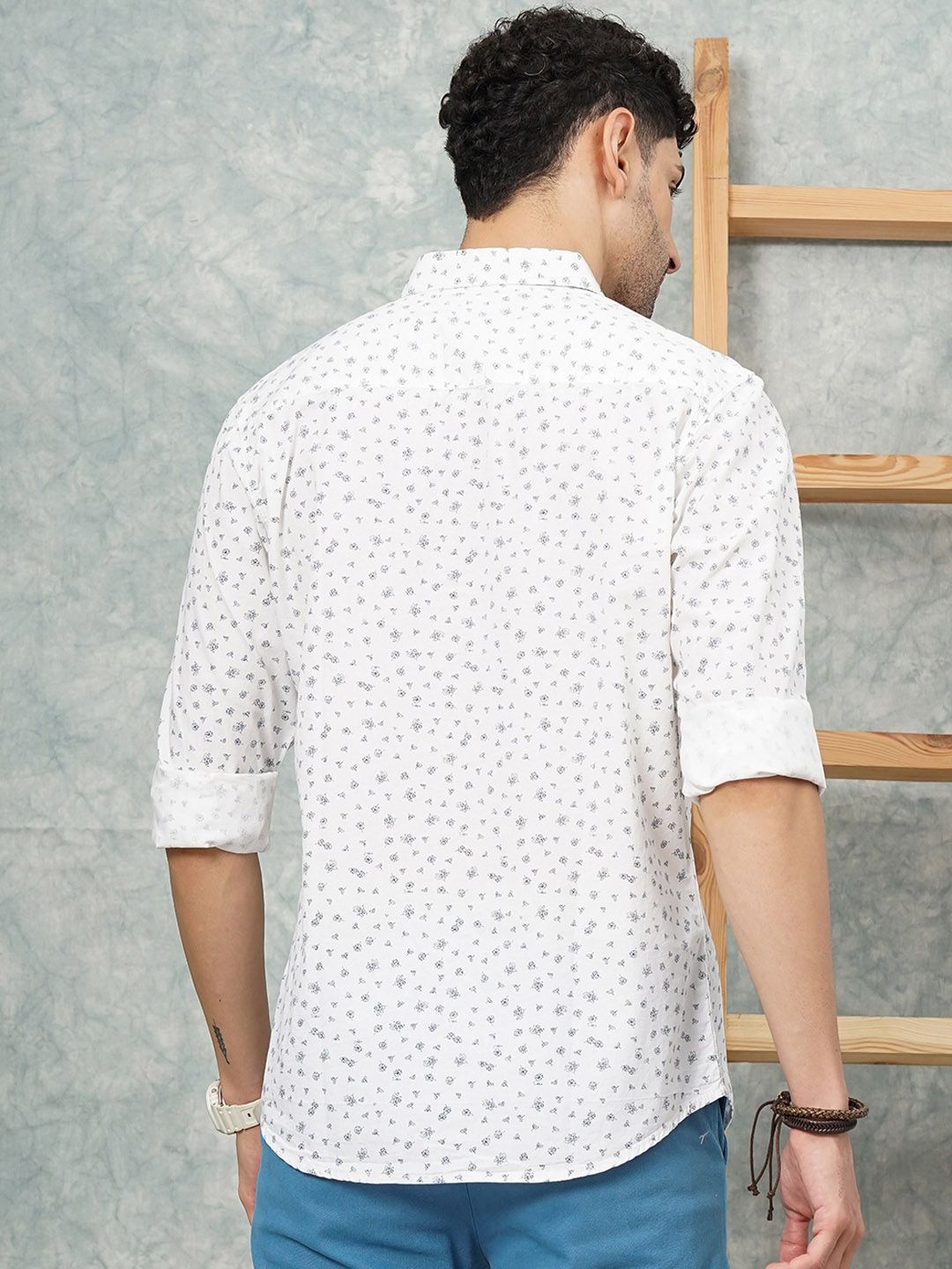 The Indian Garage Co Men White Regular Fit Printed Casual Shirt
