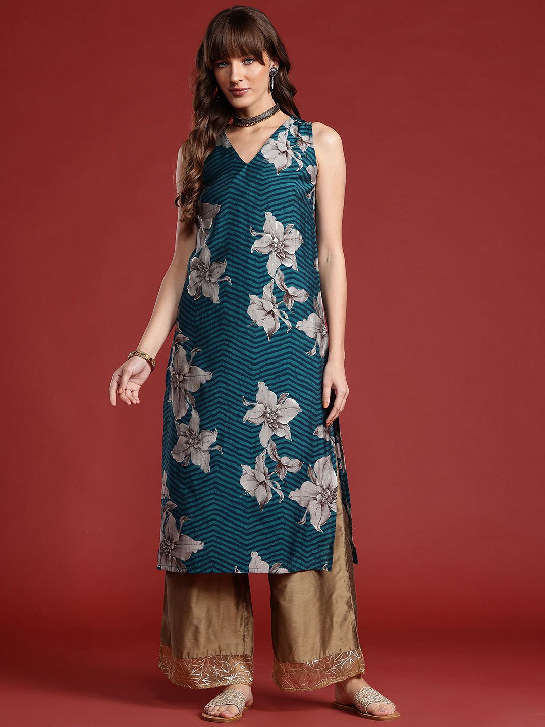 Anouk Floral Printed V-Neck Straight Kurta