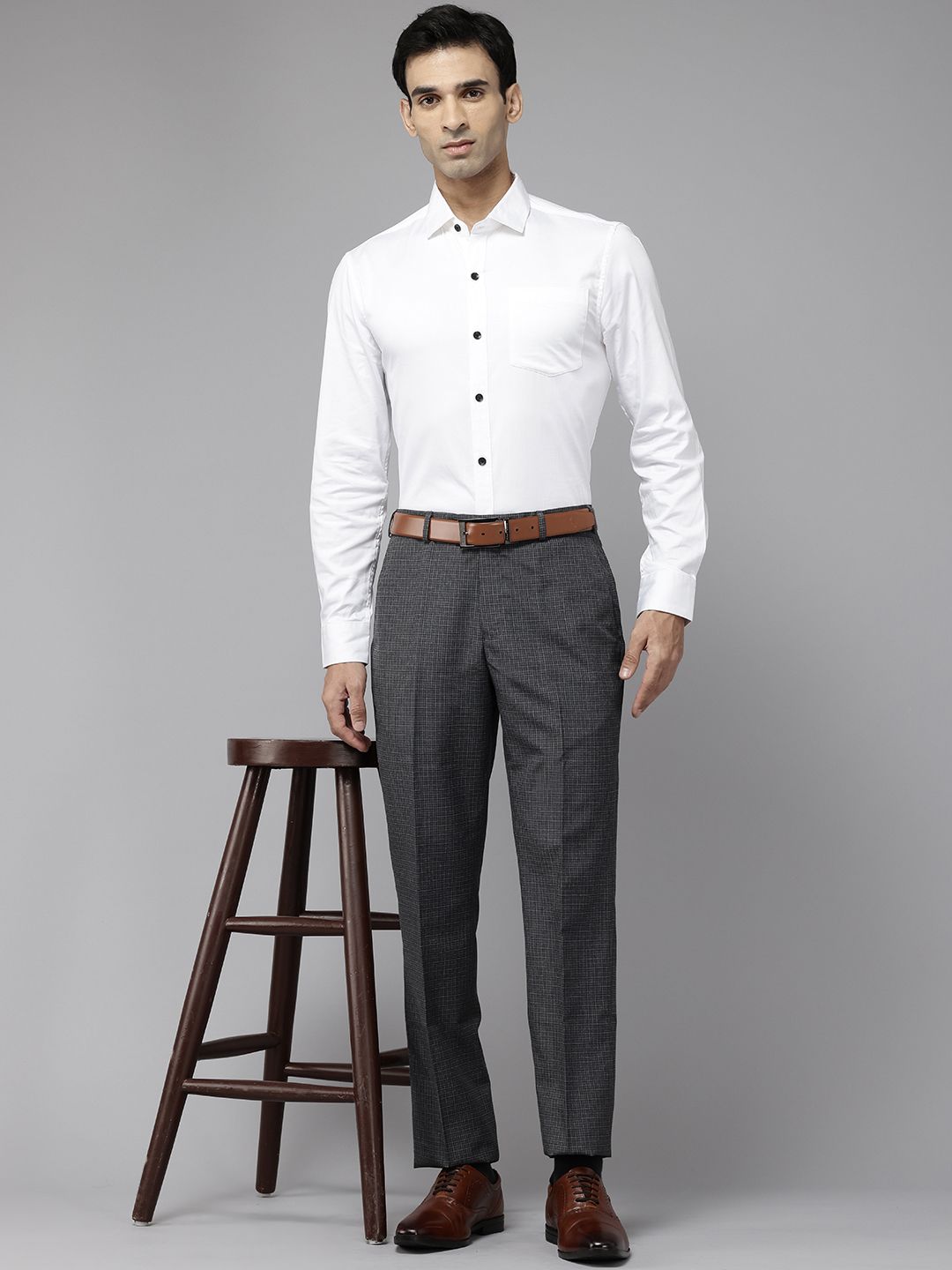 Park Avenue Men Checked Formal Trousers