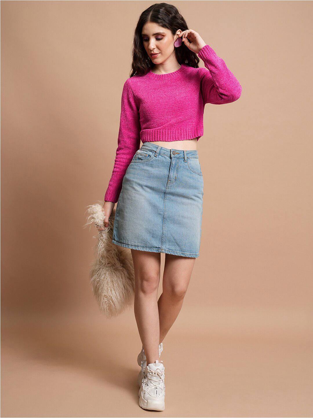 Tokyo Talkies Pink Acrylic Crop Pullover