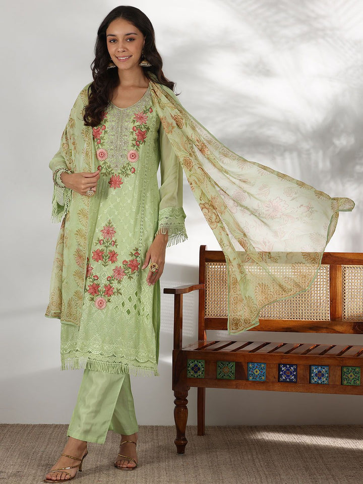 Libas Floral Embroidered Thread Work Straight Kurta with Trousers & Dupatta