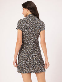 DressBerry Monochrome Blooms Floral Printed Monochrome Keyhole Neck Sheath Mini Dress