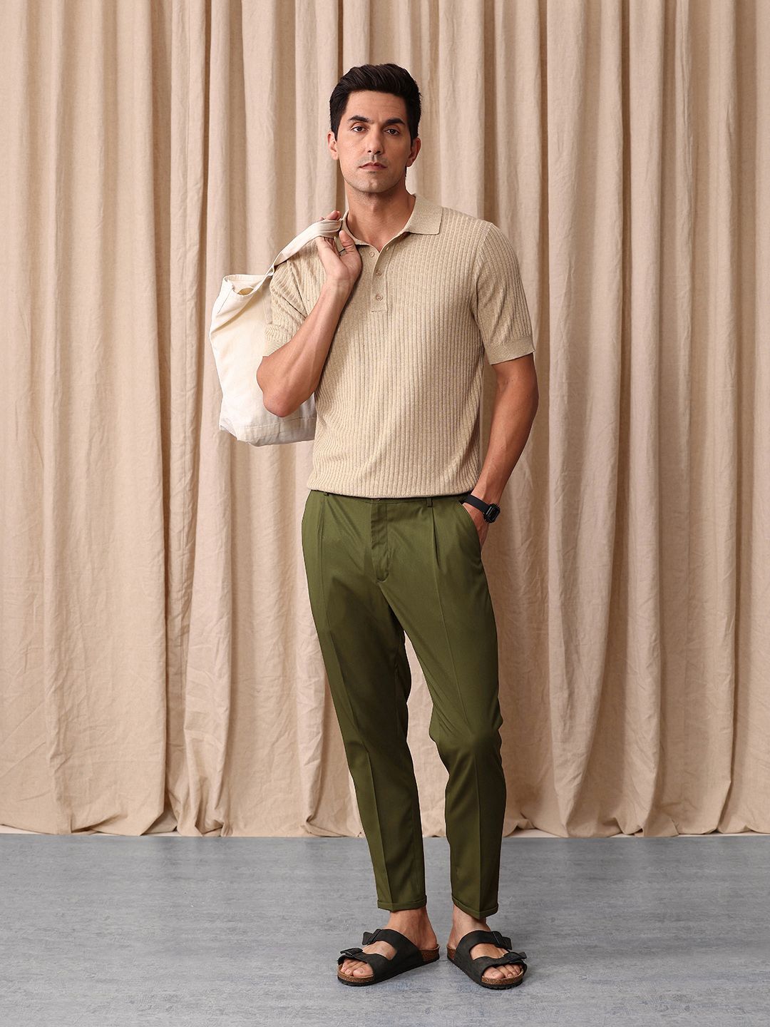 Mr Bowerbird Men Tailored Fit Vintage Pleated Trousers