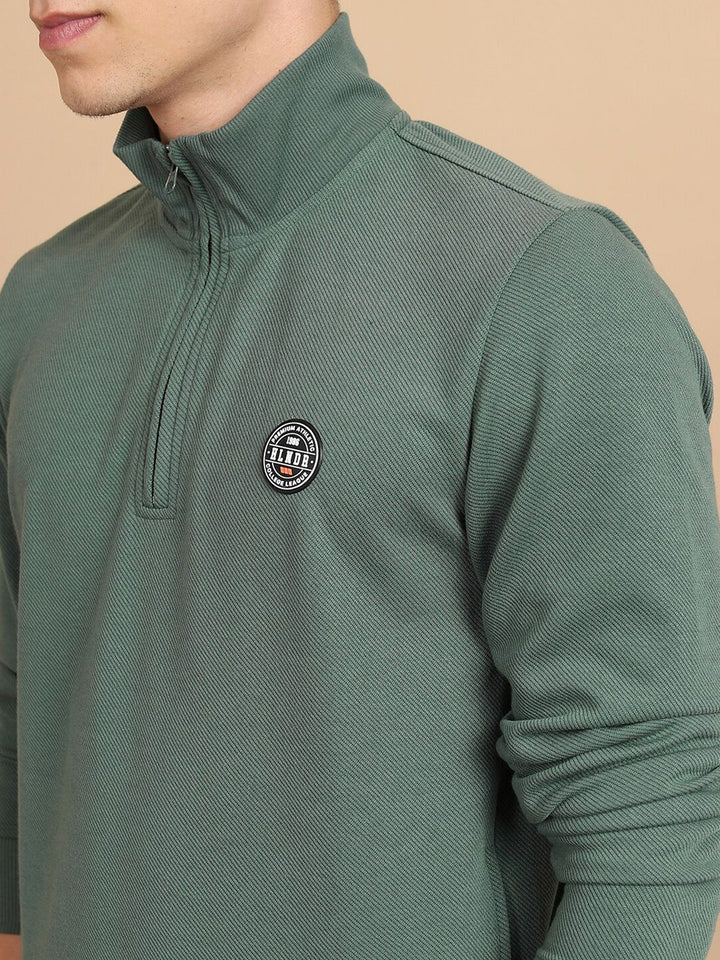 HIGHLANDER High Neck Half Zipper Pullover