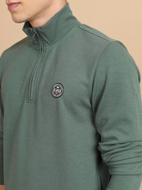 HIGHLANDER High Neck Half Zipper Pullover
