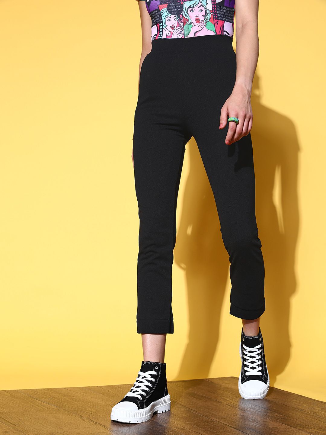 Berrylush Women Stunning Black Solid Glam Game Trousers