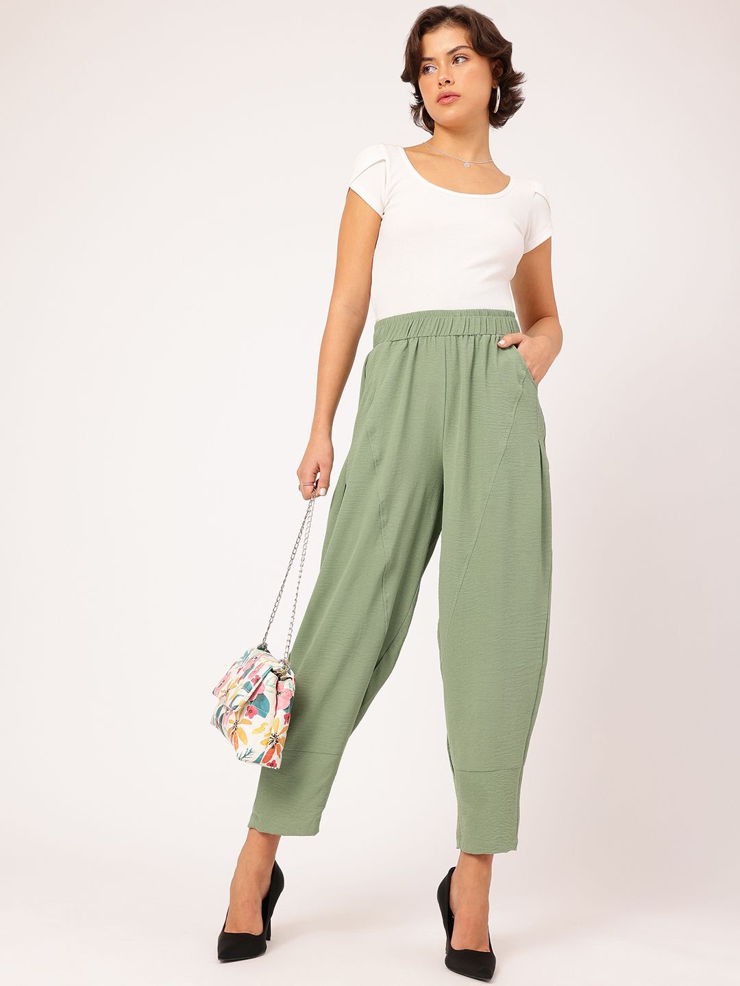 DressBerry Women Sleek & Snug Casual Trousers