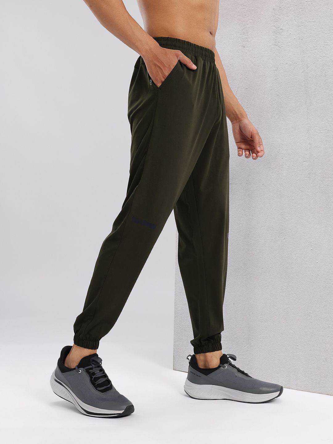 HRX by Hrithik Roshan Men Rapid-Dry Training Joggers
