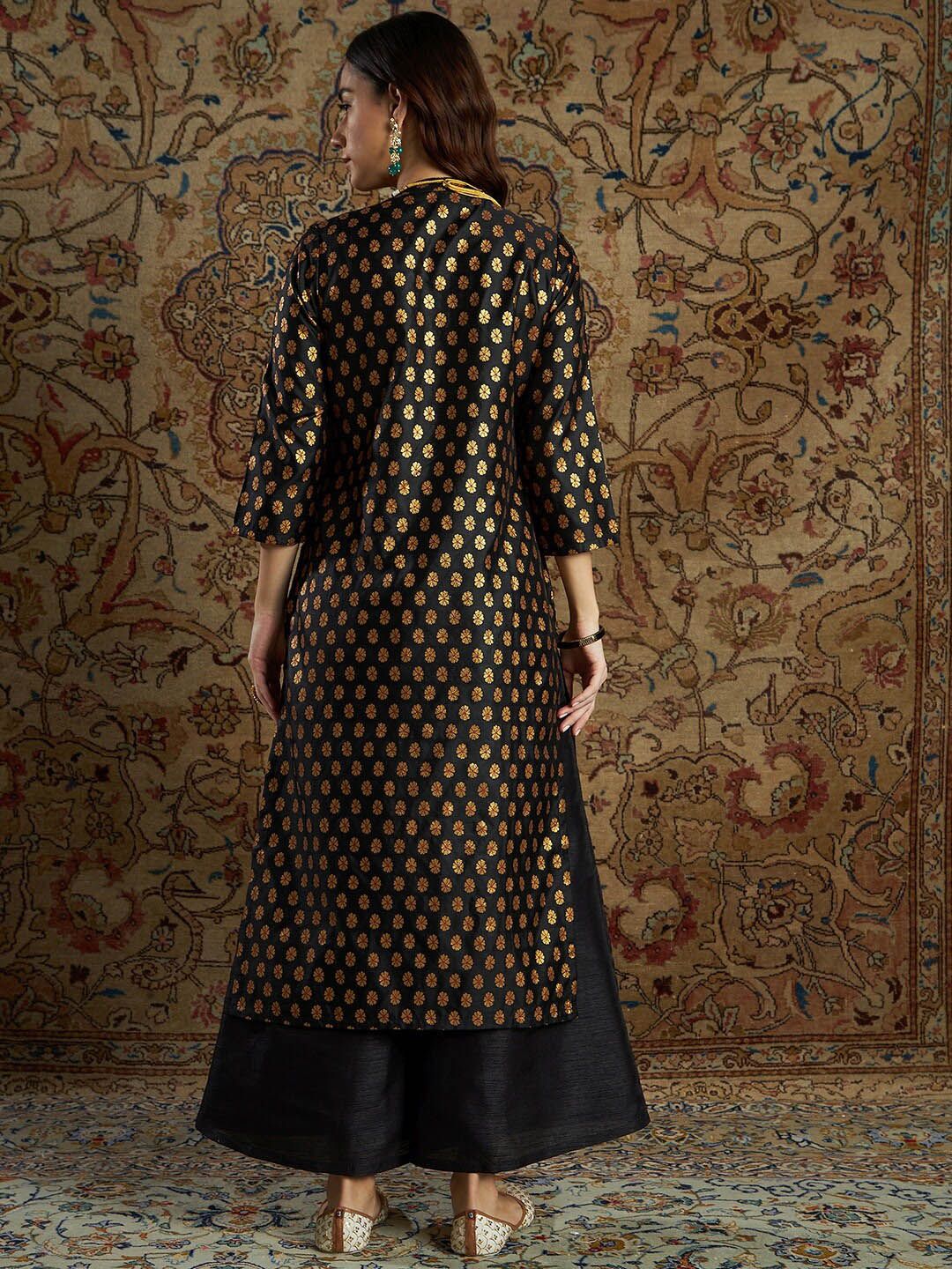 Shae by SASSAFRAS Women Black Floral Embroidered Kurta with Palazzos