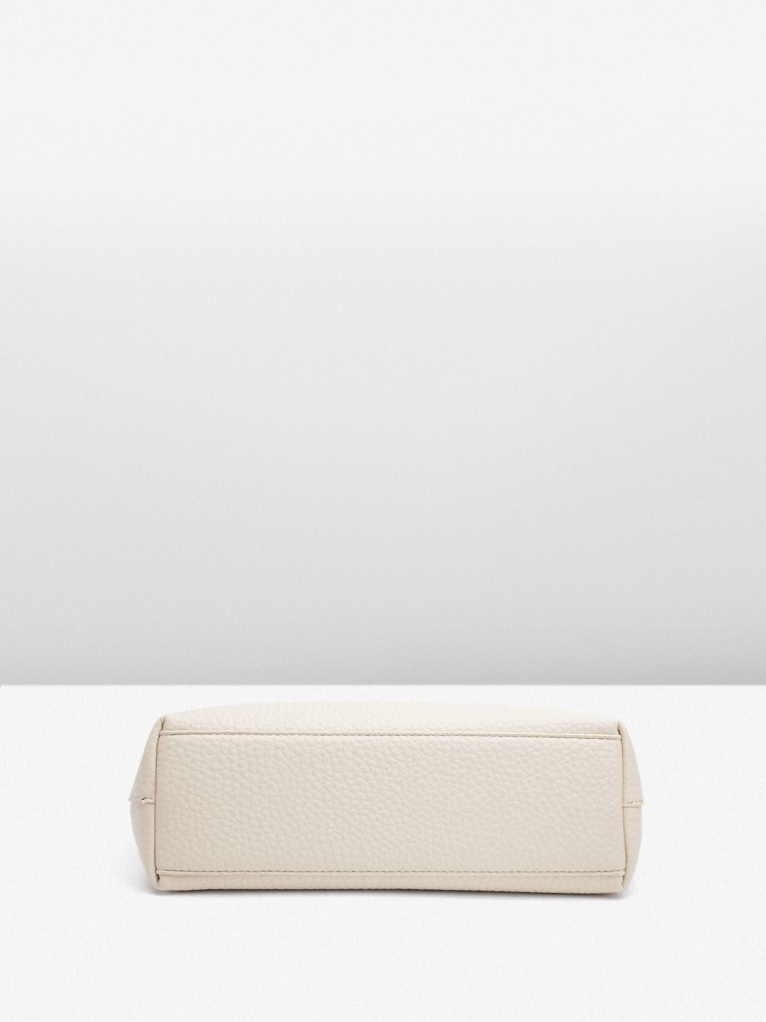 DressBerry Structured Shoulder Bag with Pouch