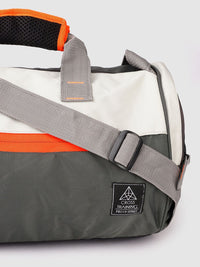 Gear Colourblocked Duffel Bag -  28.7 L