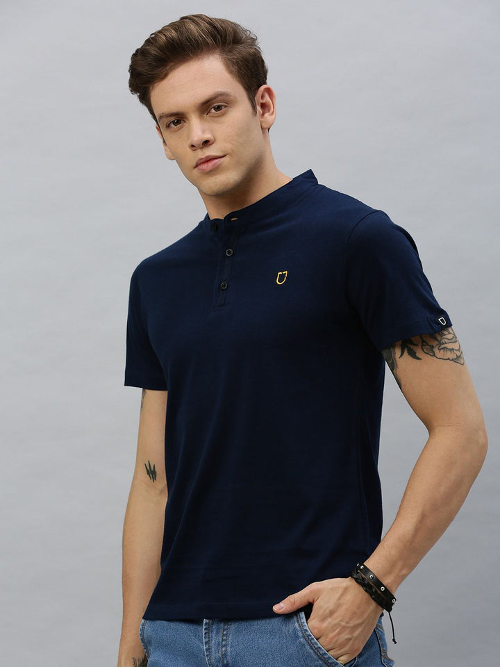 Urbano Fashion Men Navy Blue Solid Mandarin Collar Pure Cotton T-shirt