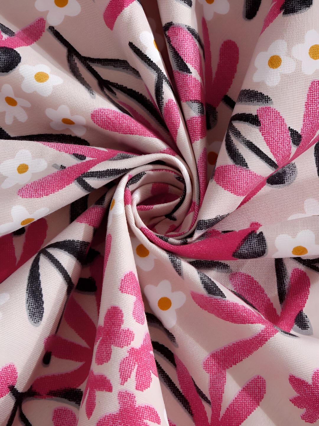 KLOTTHE Pink & White Floral Printed 300TC Super King Bedsheet With 2 Pillow Covers