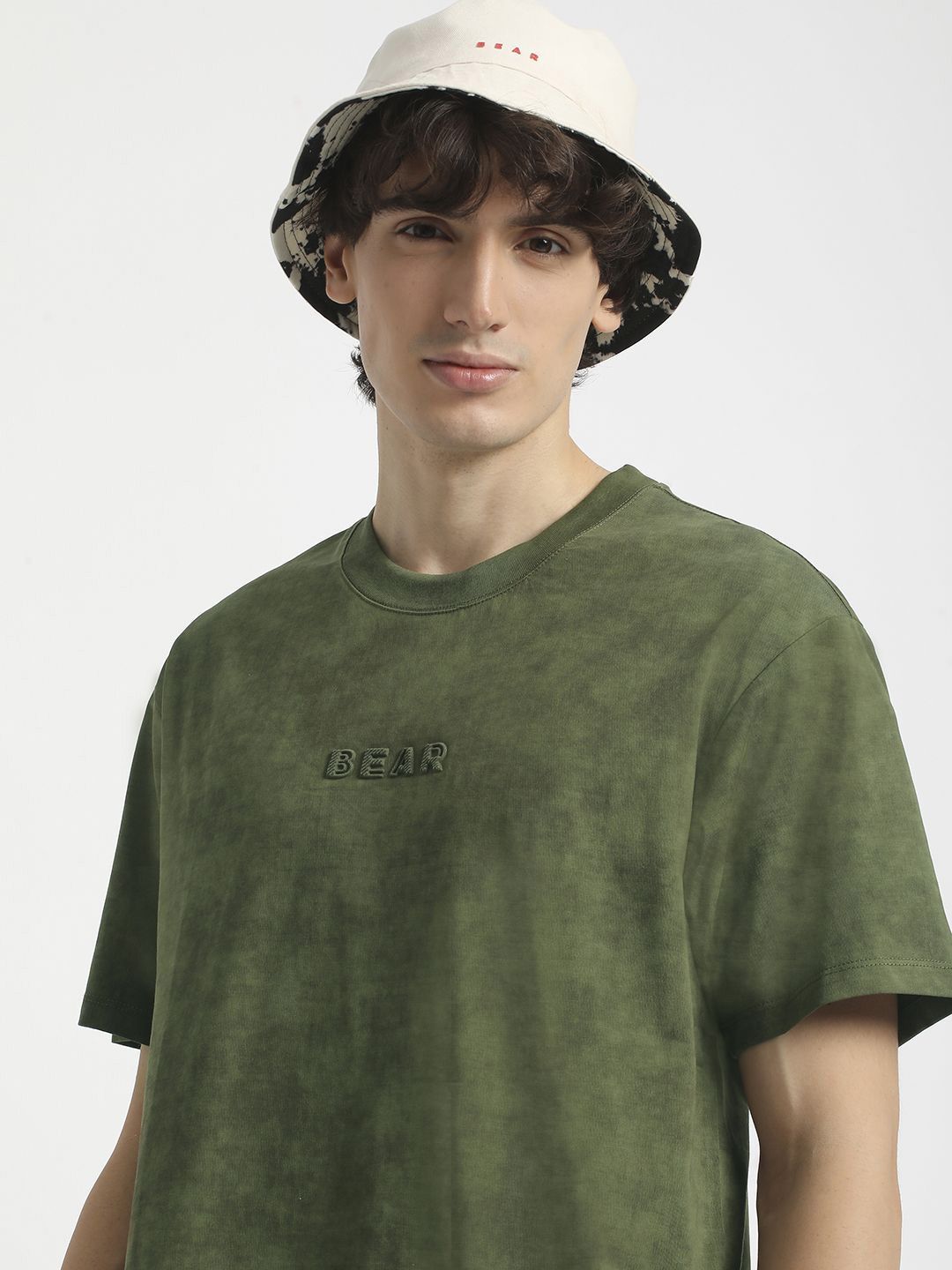 THE BEAR HOUSE Men Self Design Round Neck Tshirt