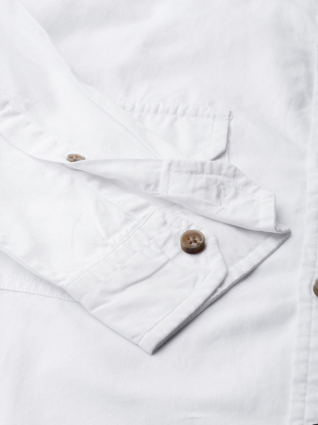 HIGHLANDER Men White Slim Fit Solid Casual Shirt