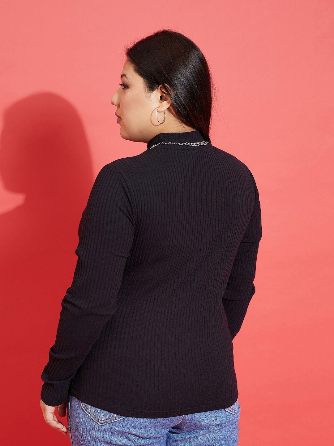 SASSAFRAS Curve Plus Size Rib High Neck Fitted Top
