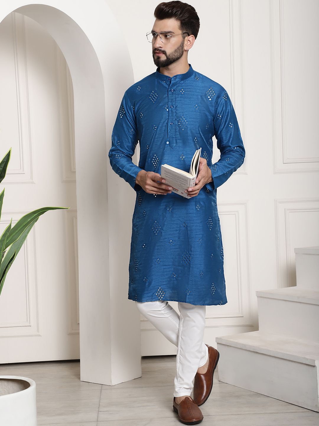 SOJANYA Geometric Embroidered Regular Mirror Work Kurta With Pyjamas