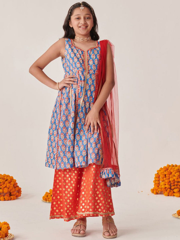 pspeaches Girls Floral Printed Empire Gotta Patti Kurta with Palazzos & With Dupatta