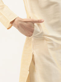 SOJANYA Men Golden Thread Work Kurta with Churidar & Nehru Jacket